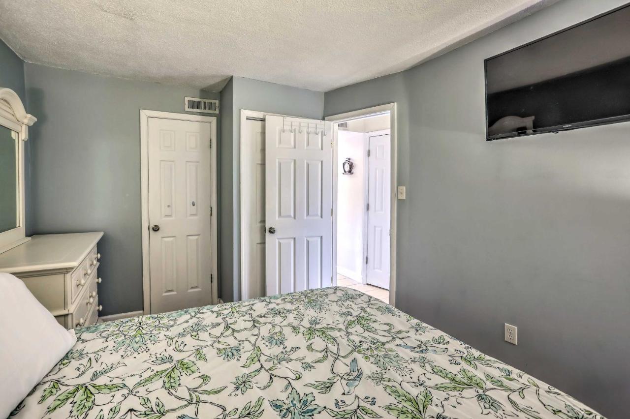 Myrtle Beach Condo, 1 Block To Ocean Shore! Екстер'єр фото
