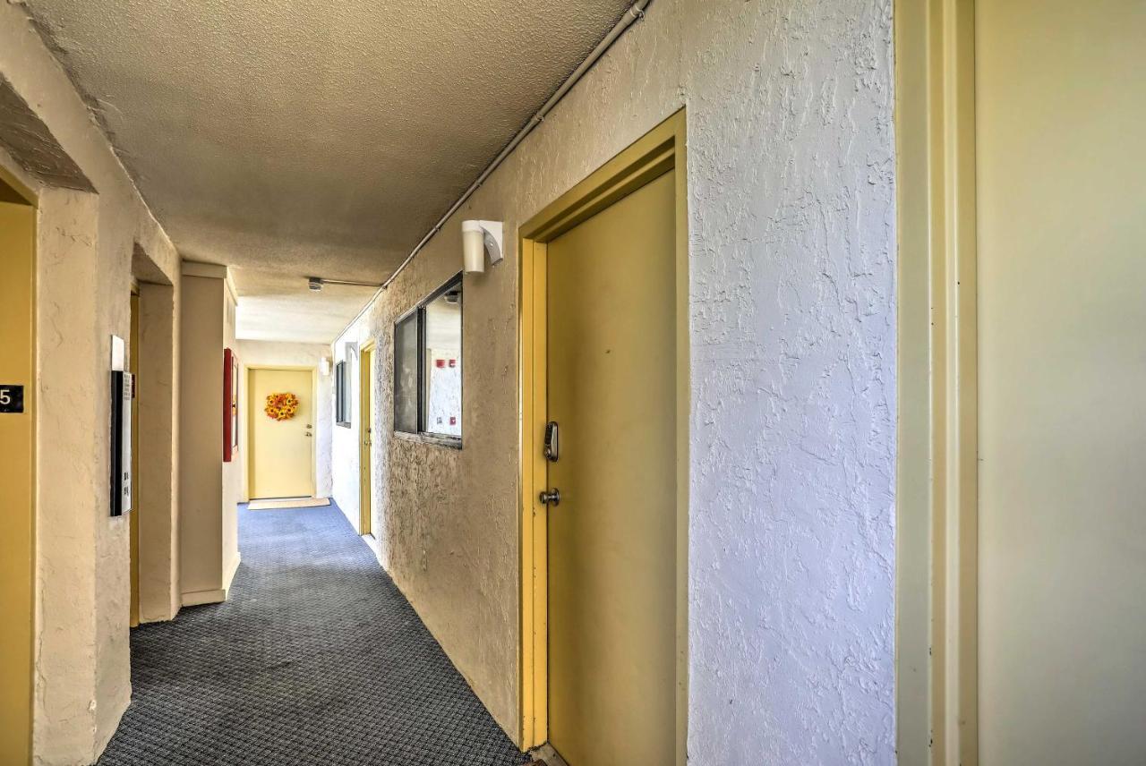 Myrtle Beach Condo, 1 Block To Ocean Shore! Екстер'єр фото